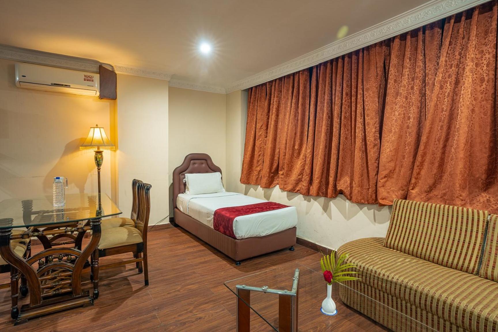 Hotel The Presidencia Bhubaneswar Exterior foto