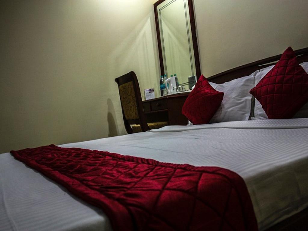 Hotel The Presidencia Bhubaneswar Habitación foto